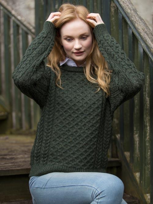 Aran crewneck sweater in army green
