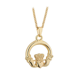 Gold plated claddagh pendant